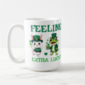 Custom Text St. Patrick's Day Frog and Bunny コーヒーマグカップ (左)