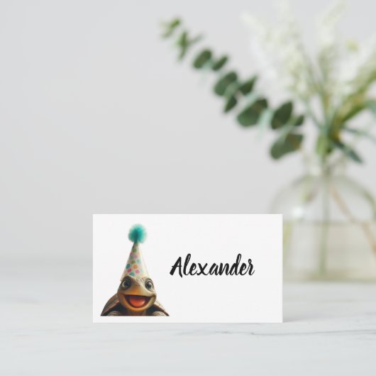 Custom turtle with party hat place setting プレイスカード (スタンド正面)