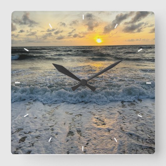 Custom Wall Clock (Add Your Own Photo and/or text) スクエア壁時計 (正面)