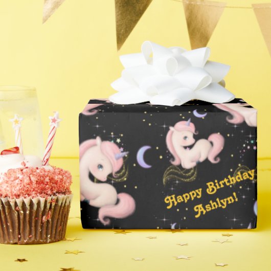 Custom Whimsical Pink Unicorn Girls Birthday |  ラッピングペーパー (誕生日パーティー)