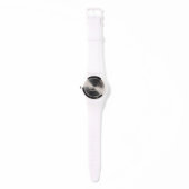 Custom White Silicone Watch – Modern Unisex 腕時計 (裏面)