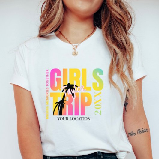 Custom Year Girls Trip; Summer Vacation Name &City Tシャツ