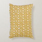 Customizable Boho Mustard Diamonds Cushion アクセントクッション (正面(垂直))