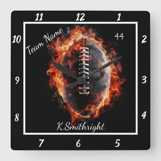 Customizable Flaming Football Team スクエア壁時計 (正面)
