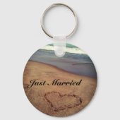 Customizable Just Married Beach Keychain キーホルダー (正面)