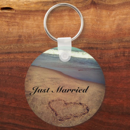 Customizable Just Married Beach Keychain キーホルダー (正面)