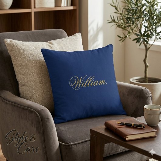 Customizable Name Navy Throw Pillow for Cozy Decor クッション
