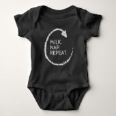 Customizable Phrase Milk. Nap. Repeat. ベビーボディスーツ (正面)