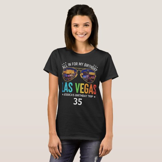 Customizable Vegas Birthday Group Trip Shirt  Tシャツ (正面フル)