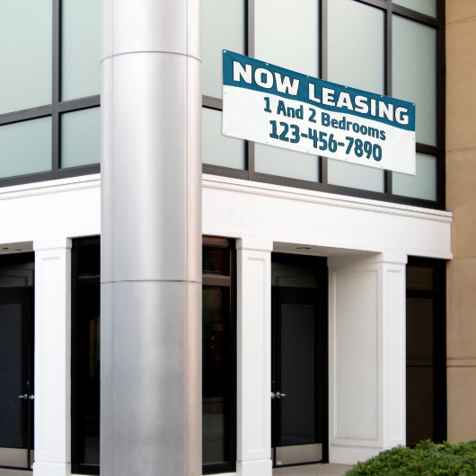 Customize Now Leasing 1 And 2 Bedrooms  横断幕 (ビルの外側)
