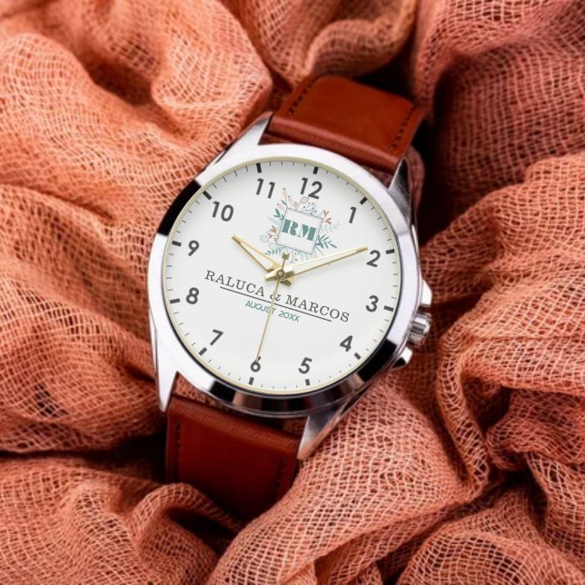 Customized Floral Monogram Timepiece for Him & Her 腕時計 (クリエイターアップロード済み)