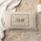 Customized initial decorative pillow, Botanical ランバークッション (ブランケット)