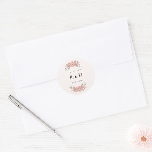 Customized Initials Blush Garden Wedding Favor ラウンドシール (封筒)