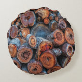 Cut Tree Logs Stacked Together Pattern Photograph ラウンドクッション (裏面)