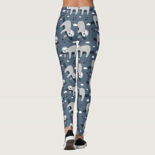 cute adorable gray sloth pattern blue background レギンス (裏面)