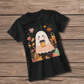 Cute Autumn Ghost with Pumpkin Coffee – Cozy Fall Tシャツ