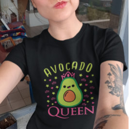 Cute Avocado Queen with Heart Keto Girl Cooking  Tシャツ