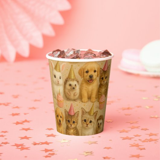 Cute baby animals paper cup. 紙コップ (インサイチュ)