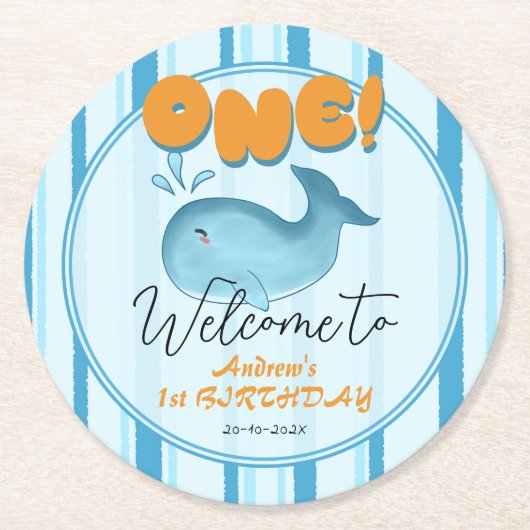 Cute Baby Blue Whale 1st Birthday ラウンドペーパーコースター (正面)