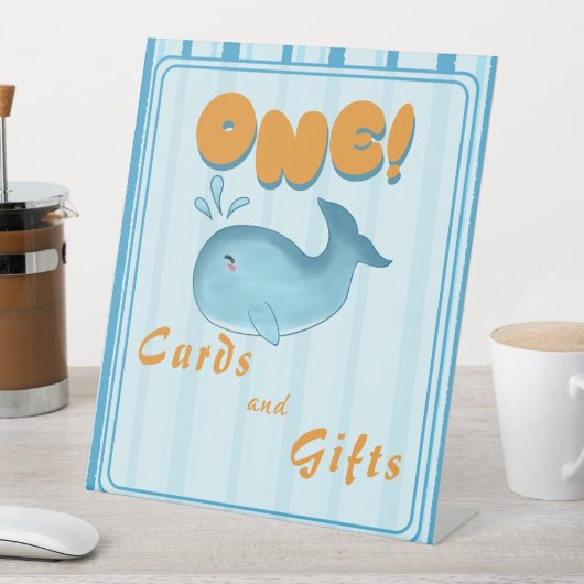 Cute Baby Blue Whale 1st Birthday Cards & Gifts 台座サイン (インサイチュ)