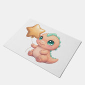 Cute Baby Dinosaur Holding Star Balloon ドアマット (アングル)