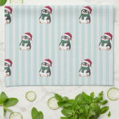 Cute Baby Penguin Wearing Santa Hat Christmas キッチンタオル (折り畳み)