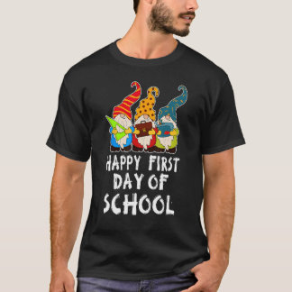 Cute Back to School Teacher Gnome Happy First Day  Tシャツ