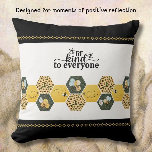 Cute Be Kind Bumble Bee Honeycomb Accent クッション