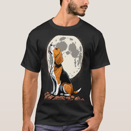 Cute Beagle Howling at the Moon  Beagle Mom Tシャツ (正面)