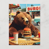 Cute Bear at the Diner With a Cheeseburger Feast ポストカード (正面)