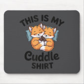 Cute Bee Couple Snuggle Cuddle  マウスパッド (正面)