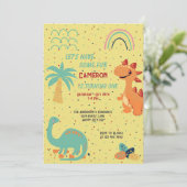 Cute Beige Rainbow Dinosaur 1st Birthday Party 招待状 (スタンド正面)