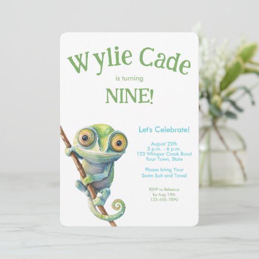 Cute Big Eyes Chameleon Any Age Boy Birthday 招待状 (スタンド正面)