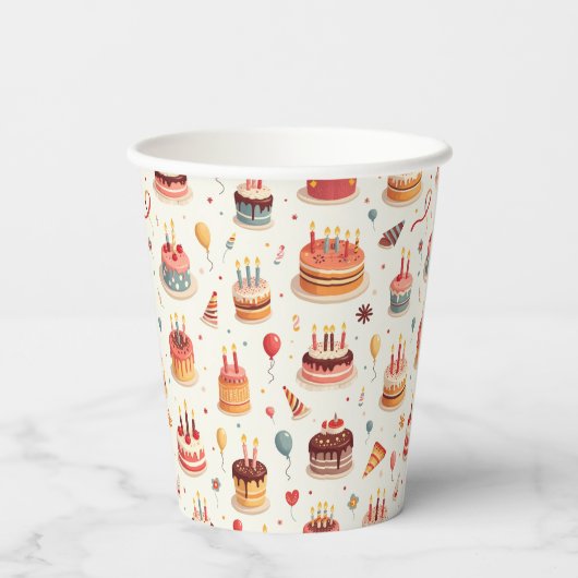 Cute Birthday Cakes Paper Party Cups 紙コップ (裏面)