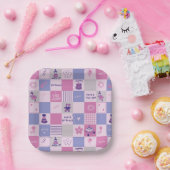 Cute Birthday Squares – Pink modern Pattern ペーパープレート (パーティー)