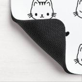 Cute Black and White Cat and Heart Pattern マウスパッド (コーナー)