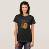 Cute Black Cat And Pumpkin Face Halloween Trendy C Tシャツ (正面フル)