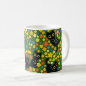 Cute Black Cats Floral Meadow Pattern コーヒーマグカップ (正面右)