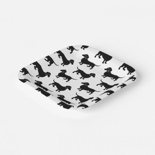 Cute Black Dachshund Pattern ペーパープレート (傾斜あり)
