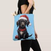 Cute Black Dog at Christmas トートバッグ (クローズアップ)