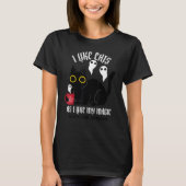 Cute Black Kitty Witchy With Ghosts Black Magic Tシャツ (正面)