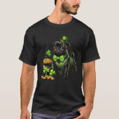 Cute Black Pug Leprechaun St Patricks Day Shamrock Tシャツ (正面)
