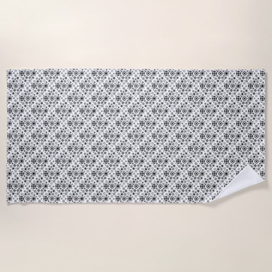 Cute black white arabesque decorative pattern ビーチタオル (正面)