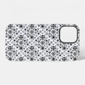 Cute black white arabesque decorative pattern iPhoneケース (裏面横)