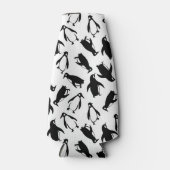 Cute black white penguin pattern white background ボトルクーラー (正面)