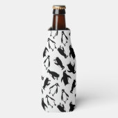 Cute black white penguin pattern white background ボトルクーラー (ボトル正面)