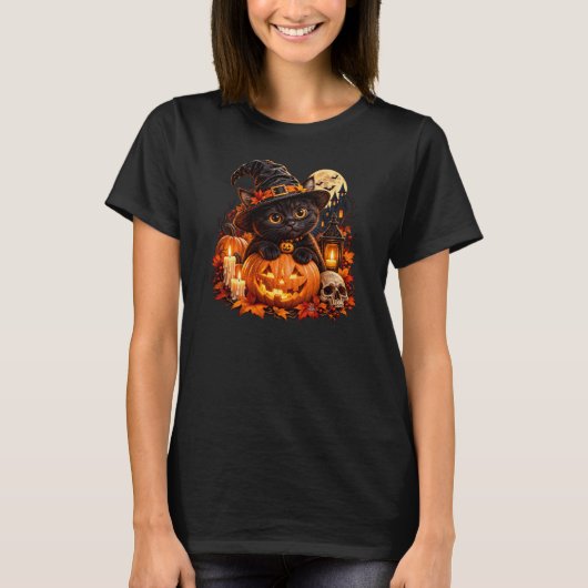 Cute Black Witch Cat on Pumpkin Tシャツ (正面)