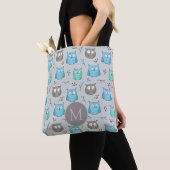 Cute Blue Grey Owl Pattern Monogram トートバッグ (クローズアップ)