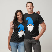 Cute Blue Hat Christmas Gnome Tシャツ (ユニセックス)