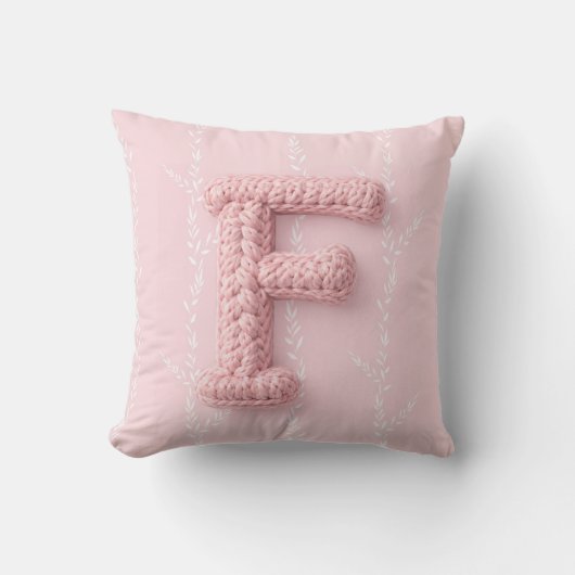 Cute boho pink crocheted letter F Round Pillow クッション (正面)